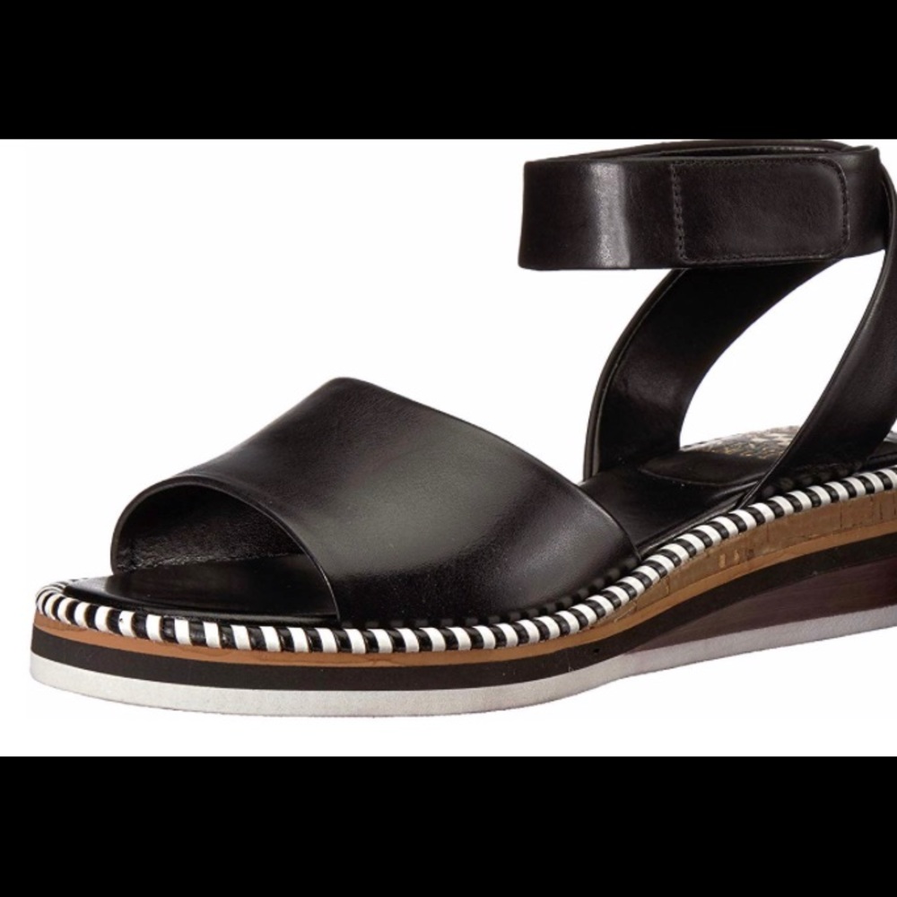 New!!! Vince Camuto Mariena Wedges
